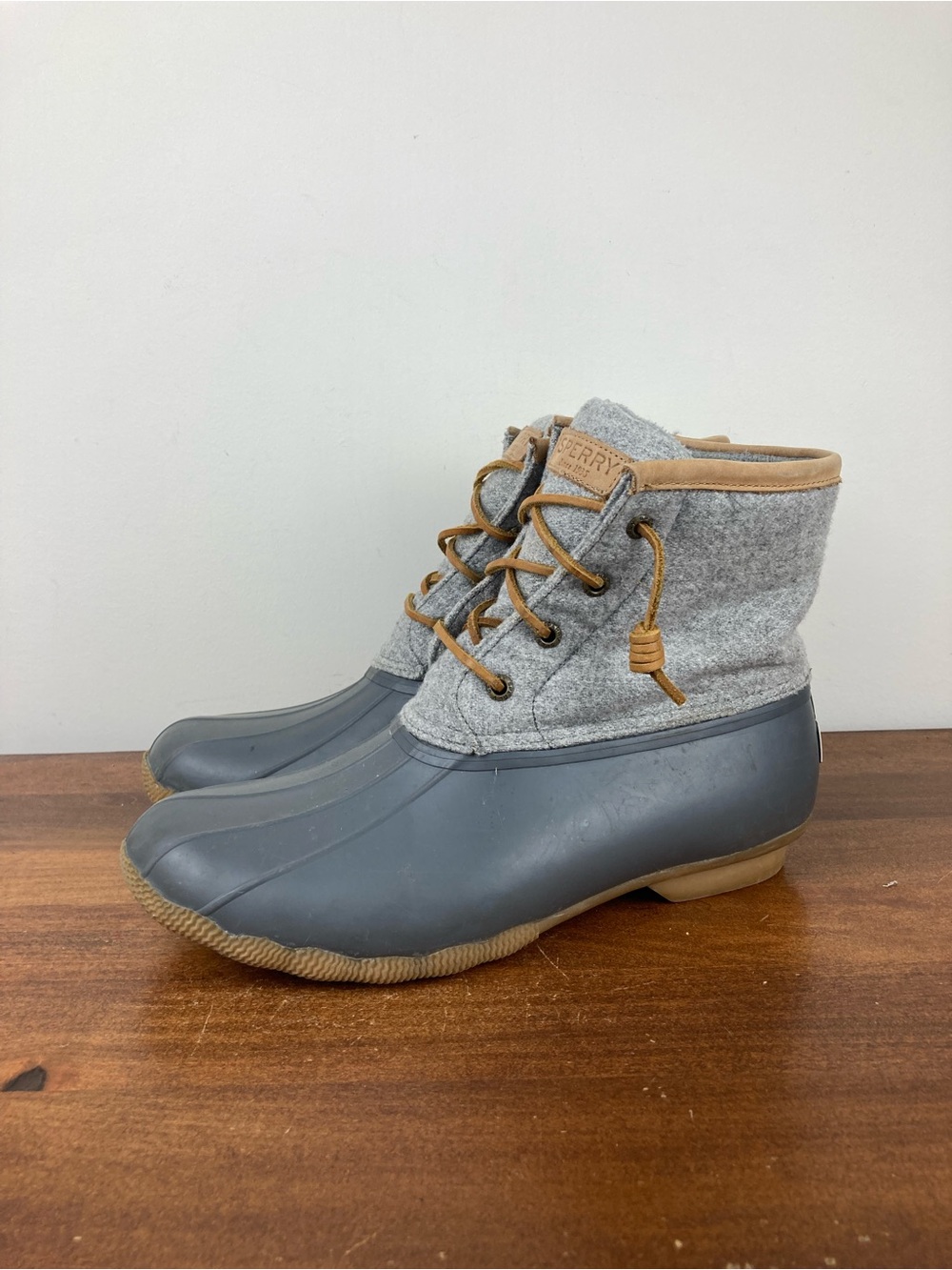 Sperry Saltwater Waterproof Wool Duck Boots Gray Ankle Zip STS82475 Women’s 9.